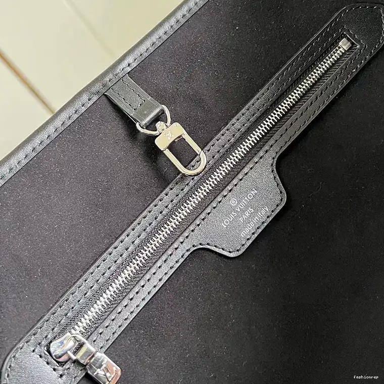 Fashionrepsfam ru Bags 2411YA0267 LV 0523